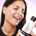Salicylic acid সিরাম Bangladesh – স্কিন ক্লিয়ার রাখার জন্য কার্যকর সমাধান